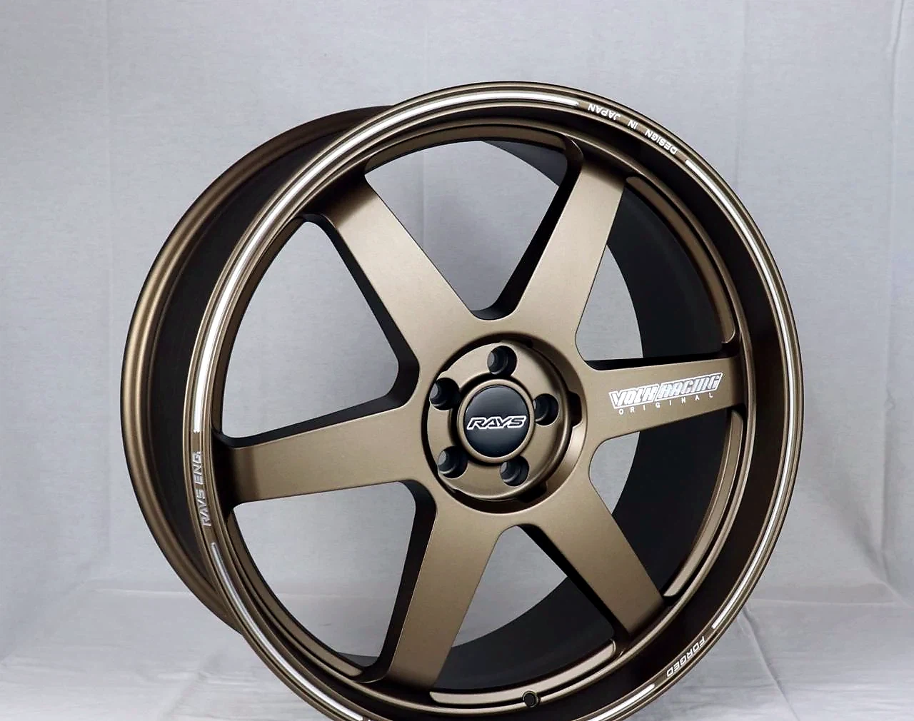 HF697 Matte Bronze wheel