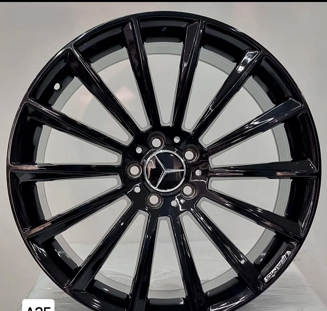 Koll 148 Full Gloss Black wheel